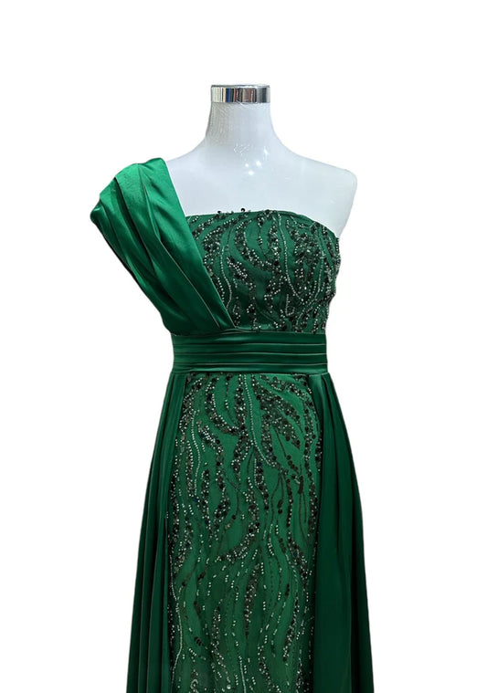 1842- Robe perlée Vert émeraude