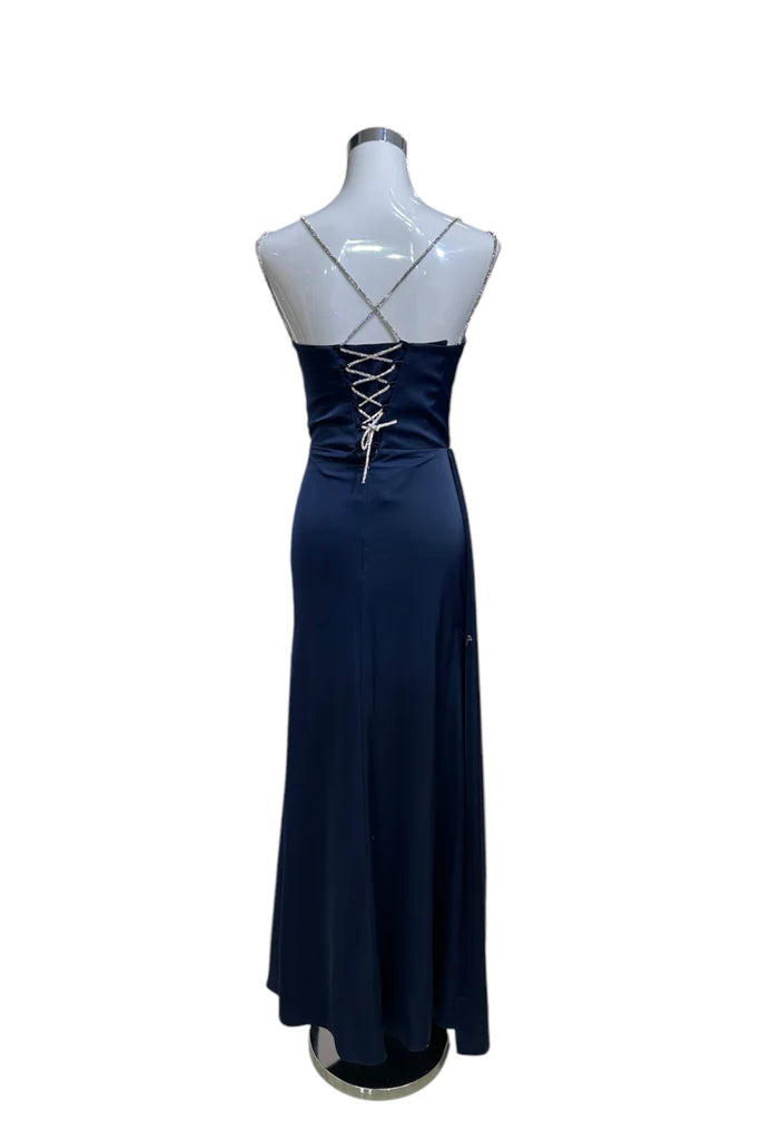 1872- Robe longue plissée à bretelles strass