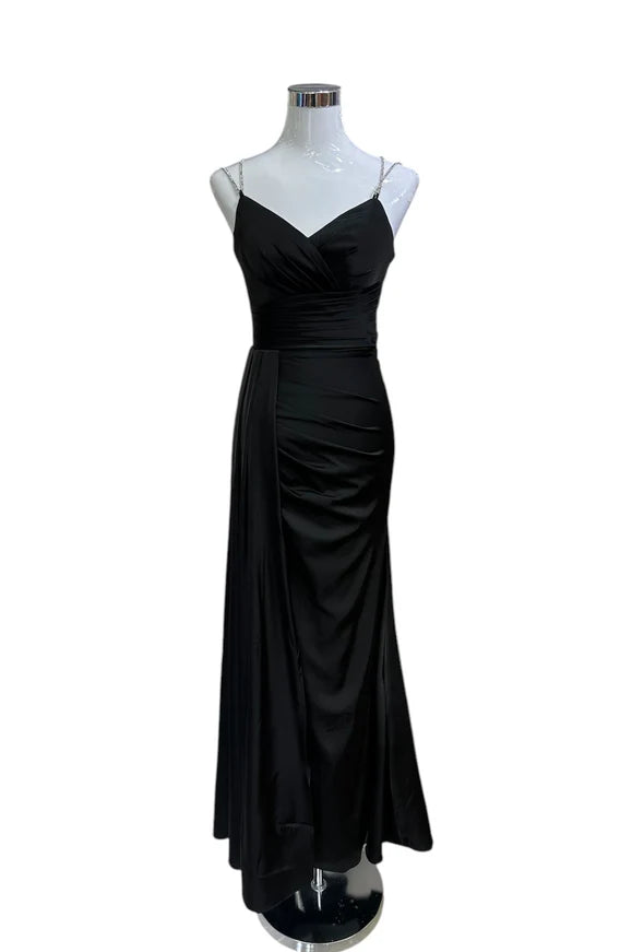 1872- Robe longue plissée à bretelles strass